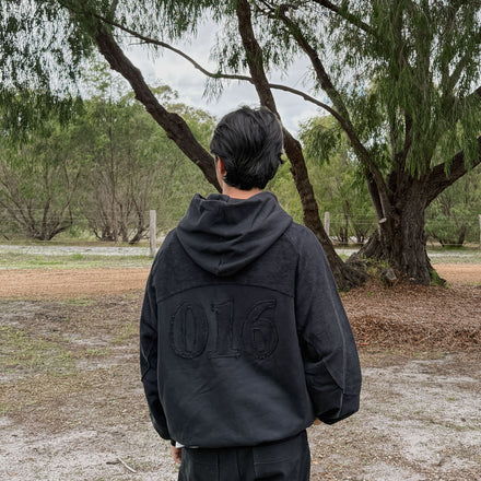 016 Patch Hoodie Black