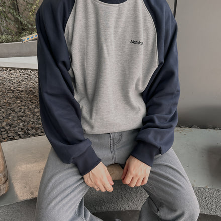 Raglan Crewneck Navy