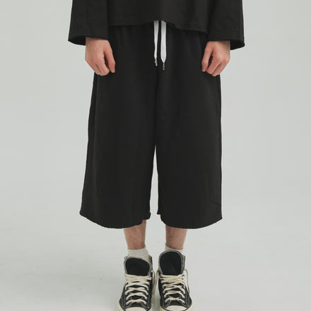 Bermuda Sweat Shorts - Black