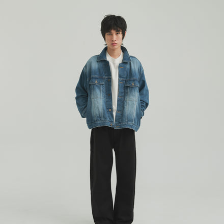 Trucker Denim Jacket - Washed Blue